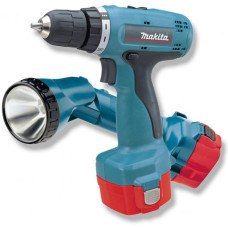 Аккумуляторная дрель шуруповерт Makita 6271DWALE