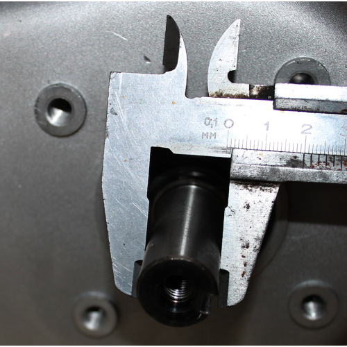 Редуктор 2:1 центробежный понижающий 168/170F (На вал 20 мм)